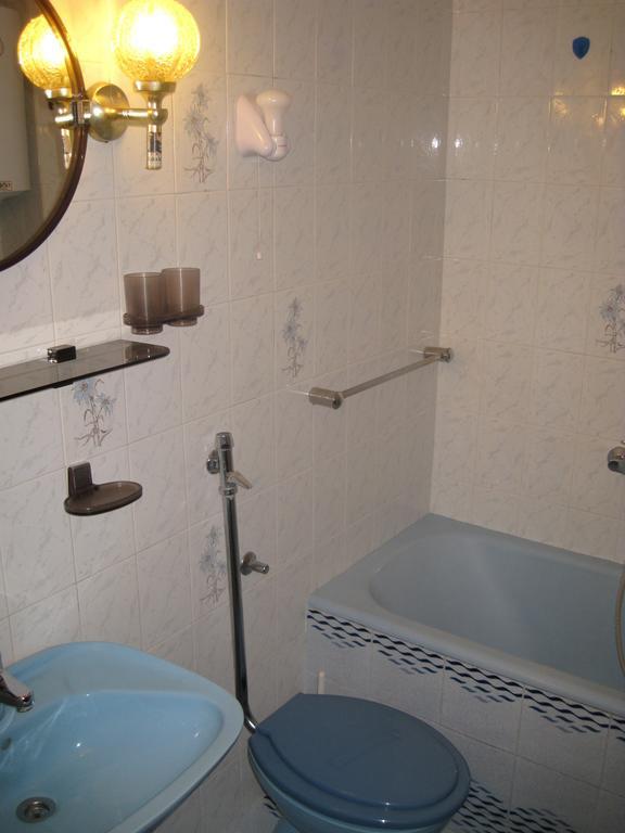 Famelja Jovanovic Apartman Sveti Stefan
