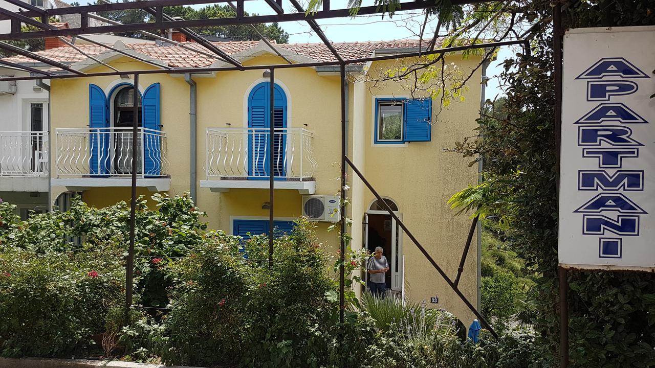Famelja Jovanovic Sveti Stefan
