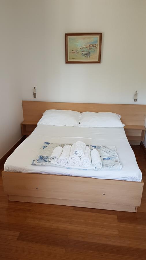 Apartment Famelja Jovanovic Sveti Stefan